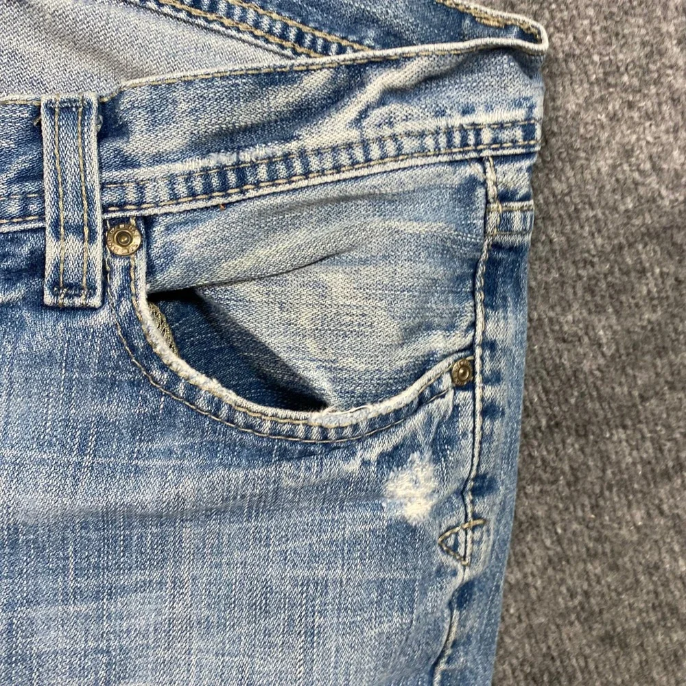 BKE Cole Mens Relaxed Straight Leg Light Wash Distressed Jeans 32x34 KBK15012L